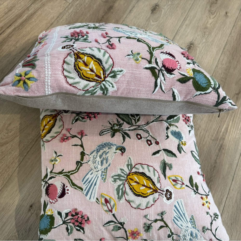 18” Crewel Embroidered Decorative Two Pillow Pink With Birds Floral Pomegranate - Picture 3 of 6
